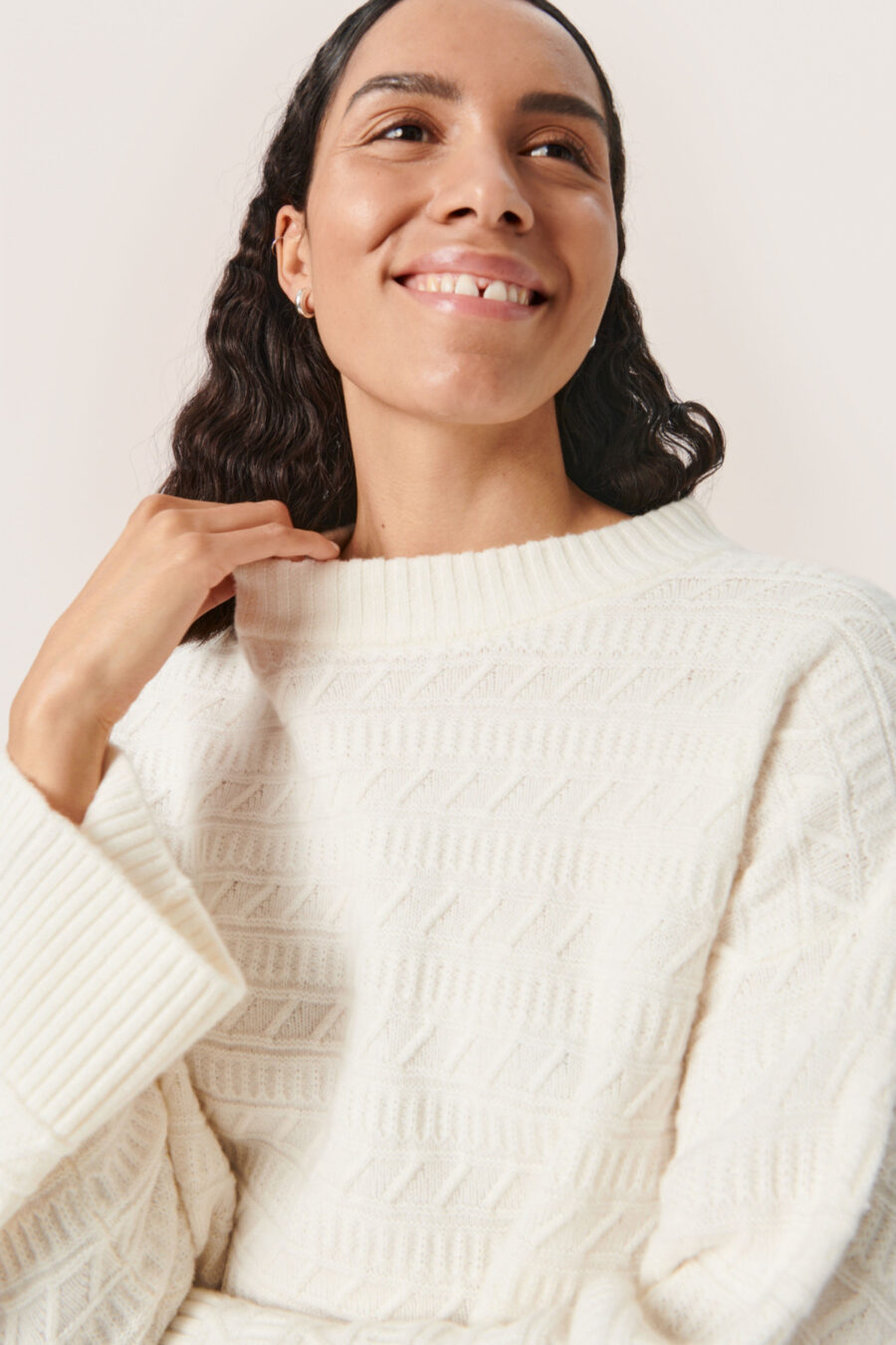 SOAKED IN LUXURY Molina pullover WHISPER WHITE